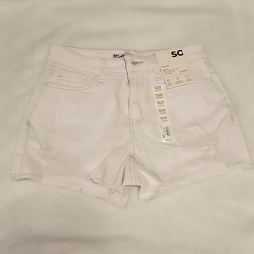 size 3/26 w womens jean shorts